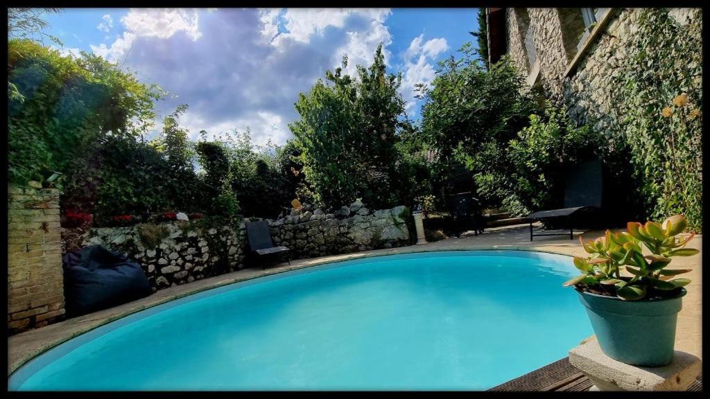 Les Jardins De Kuz - Baleine Hotel Bernin Exterior foto